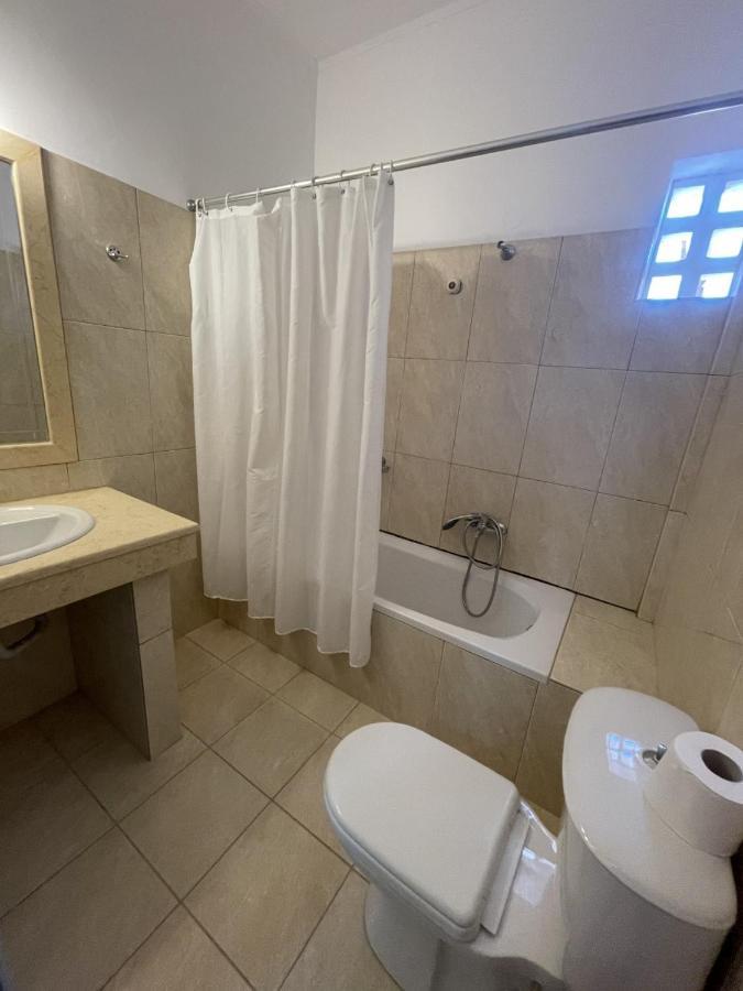 Christina Hotel Mesongi Luaran gambar