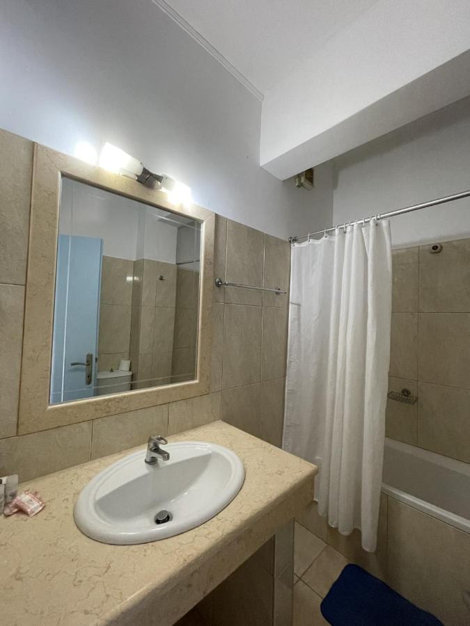 Christina Hotel Mesongi Luaran gambar
